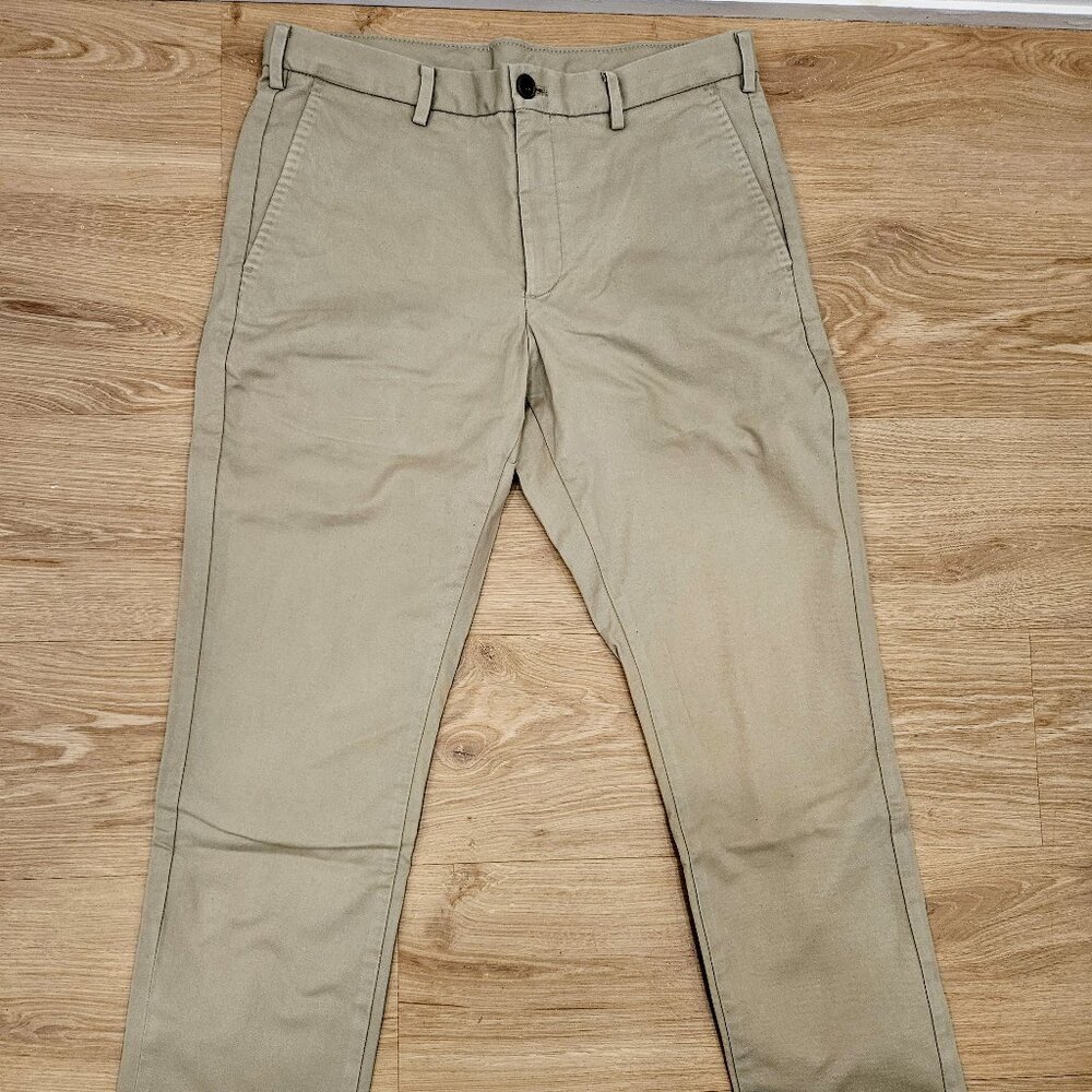 Uniqlo Chinos (Khaki - 31x34 Hemmed)